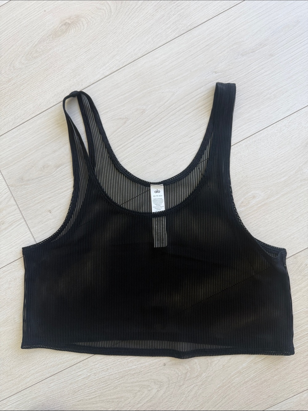 ALO Yoga Mesh Tropical Nights  Black Tank Crop Top XS NWOT